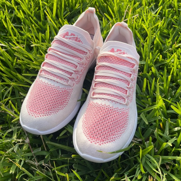 APL TechLoom Breeze women’s Athletic shoes 9.5 cream fire coral white - Picture 6 of 12